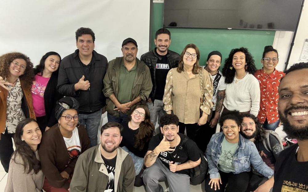 Turma reunida em formação para gestores